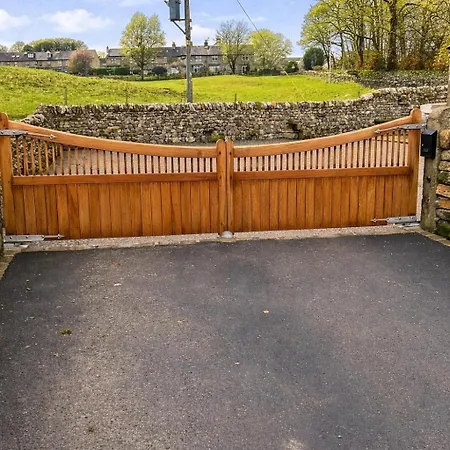 Ladywell Barn * Threshfield